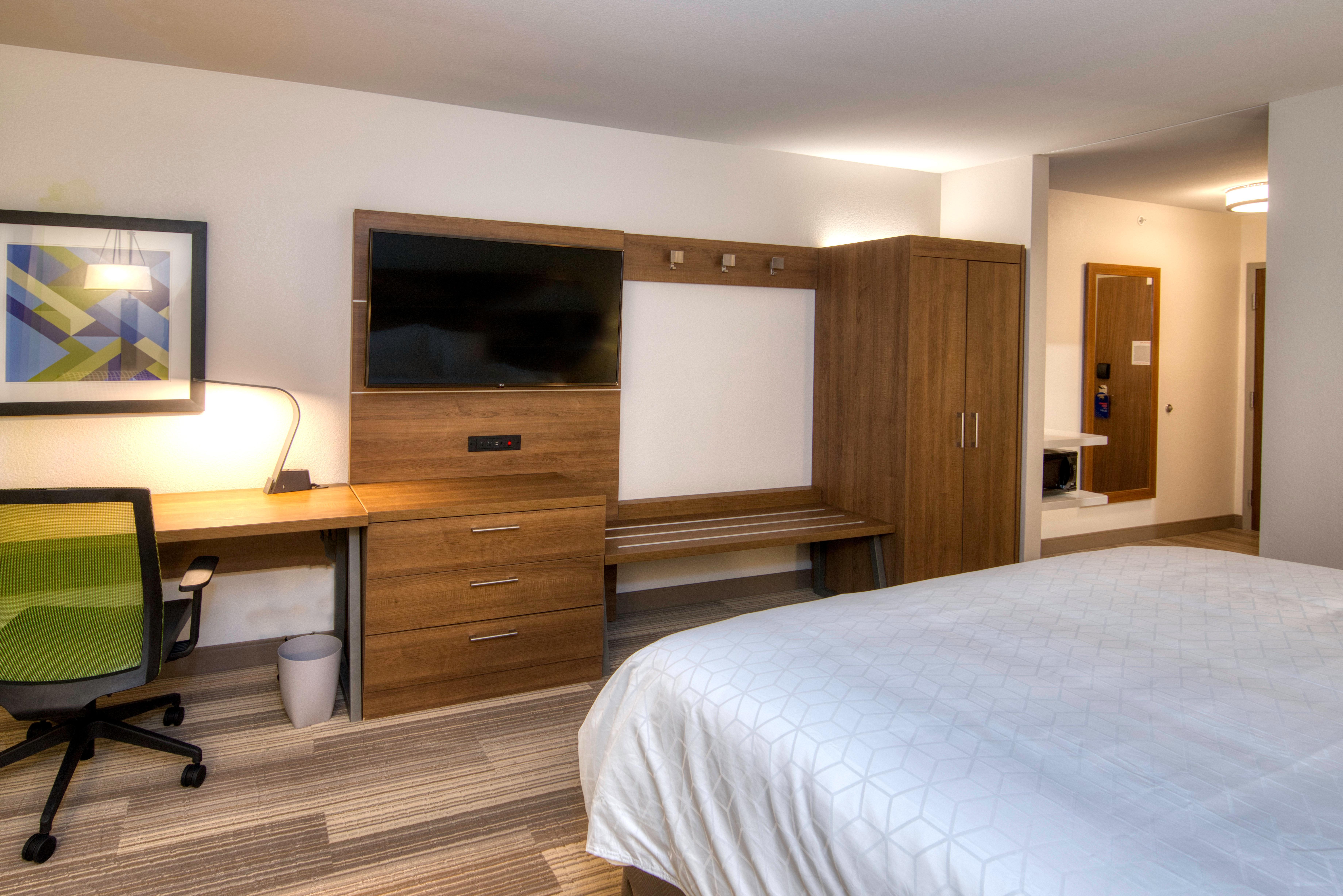 Holiday Inn Express & Suites - Omaha Downtown - Airport By Ihg Exterior photo