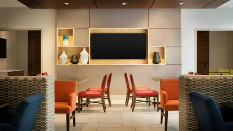 Holiday Inn Express & Suites - Omaha Downtown - Airport By Ihg Exterior photo